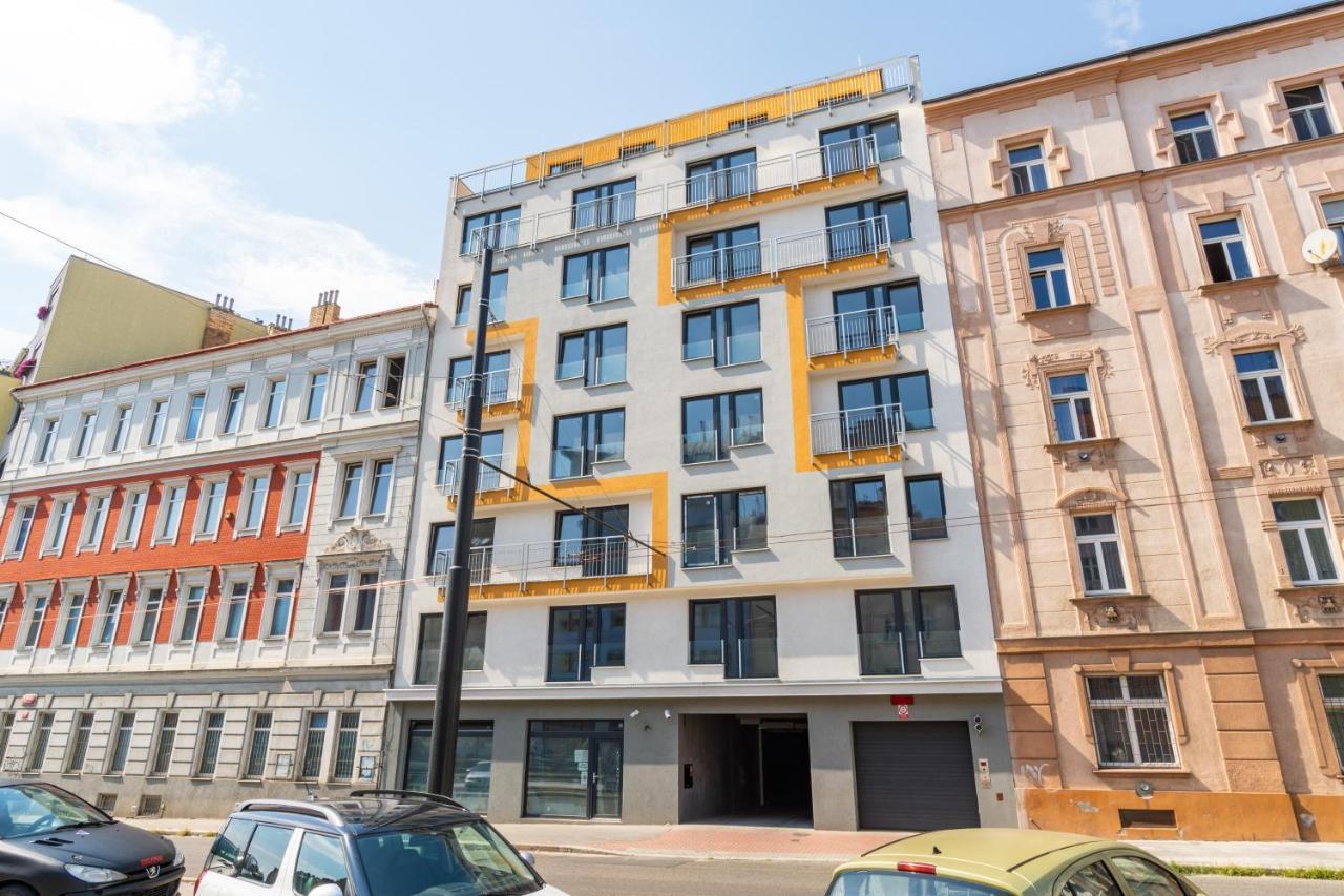 Brand New Studio Apartment #31 In Brand New Building With Free Parking In The Center Praga Esterno foto